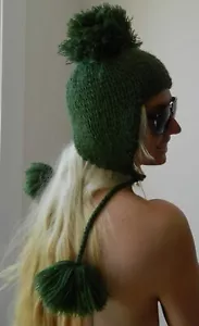 VINTAGE Wild Orchid Designer Fashion Hand Made Green Knit Tie-up Pom Pom Beanie - Picture 1 of 3
