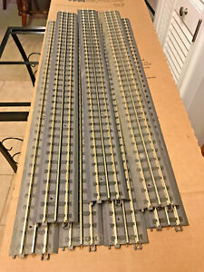 7 PIECES OF 30" STRAIGHT MTH REAL TRACK HOLLOW RAIL SLIGHTLY USED