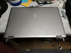 HP 6555B Montaggio Schermo con Cornice Schermo 15" Spedizione Gratuita - Foto 1 di 10