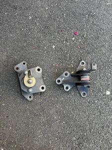Corsa D VXR Vibratechnics Engine Mounts Pair - Picture 1 of 1