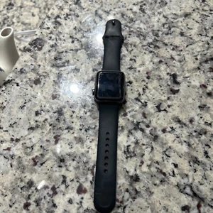 Apple iWatch Series 3 42mm Case with black band - Zdjęcie 1 z 3