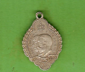 #D477.  1911  GEORGE V CORONATION  MEDAL - ALUMINIUM - Picture 1 of 2