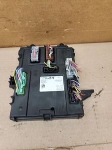 🏁 18 NISSAN ROGUE BODY CONTROL BOX MODULE  2.5L AT AWD  - Picture 1 of 6