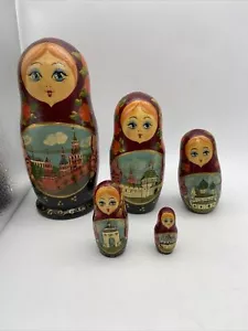 Vintage Kremlin Matryoshka Russian Nesting Doll Hand Painted 5 Pieces 6.5” - Picture 1 of 11