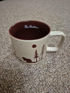 Tim Hortons Coffee Tea Mug Busy Beaver Scene Brown 2019 Holiday Mug 474ml *READ* - Picture 1 of 8