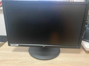 LG 22MB35PU-B Business Monitor 21,5" Full HD 1080p | Höhenverstellbar, USB-Hub - Picture 1 of 12