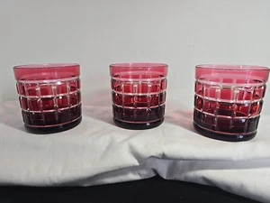 Ralph Lauren Cushing Votive Holders Set Of 3 Gradiant Red - Picture 1 of 9