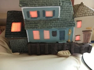 Avon Early American Light Up Village Collection (NEW) - Picture 1 of 10