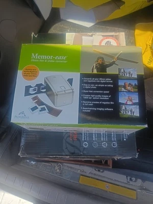 Pacific Image Memor-ease 35mm Film & Slide Converter Scanner  NEW OPEN BOX - Image 1 of 4