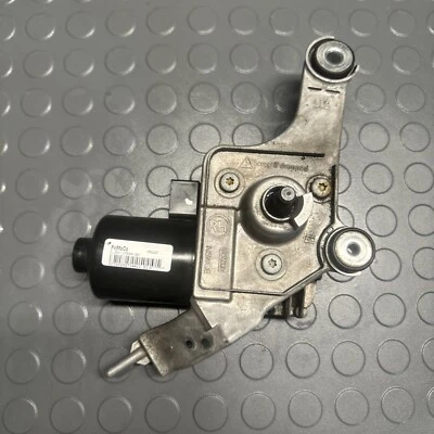 2013-2016 FORD ESCAPE FRONT RIGHT SIDE WINDSHIELD WIPER MOTOR OEM CJ54-17504 - Image 1 of 2