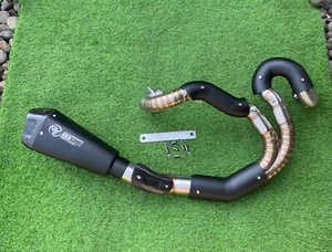 Harley VROD 2-into-1 Exhaust by AKAGAMI | Fits Muscle & Night Rod | 2002-2017 - Picture 1 of 3
