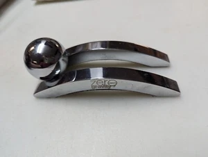 Cool Chrome Ball & Rails (estacionario) peso de papel gravedad cero - Imagen 1 de 14