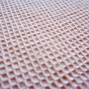 75cm x 89cm Vintage Cotton Sewing Fabric 1950s Miniature pink Waffle weave Retro - Picture 1 of 5