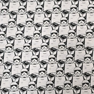 Cotton Quilt Fabric 36"x42" Star Wars Licensed White Black Stormtroopers - Picture 1 of 5