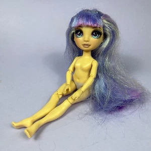 Bambola alla moda Rainbow High MGA salice viola capelli viola quercia esca personalizzata - Foto 1 di 6