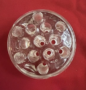 Vintage Blumenfrosch 13 Löcher klares Glas mit Fuß 5 Zoll quer - Bild 1 von 2