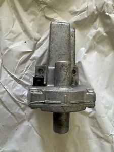 Porsche 911 S / SC Auxiliary Air Valve - Picture 1 of 5