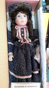 16” Porcelain Doll SARAH LEE Marian Yu Design LIMITED EDITION #2130 - Picture 1 of 3