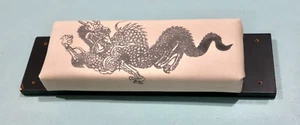16" Kampfsport Schlagkissen - schwarzer Drache Leinwand Lochbrett kleiner Defekt - Bild 1 von 15