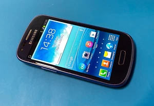 Smartphone Samsung Galaxy S III Mini (GT-i8190), Sim Desbloqueado, 3G, Buen Original - Imagen 1 de 4