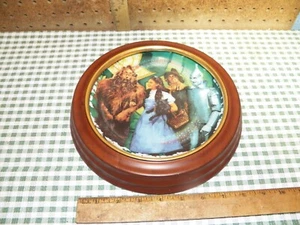 1996 BRADFORD EXCHANGE Plate ENCHANTED CHARMS OF OZ Fresh From The Brush Up Shop - Picture 1 of 4