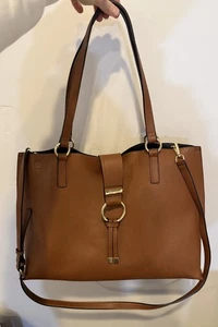 Borsa a tracolla Calvin Klein marrone ferramenta oro con polso - Foto 1 di 15