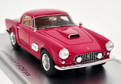 Kess 1/43 Ferrari 410 Superamerica Series II 1957 Red Resin Model Car - Image 1 of 4