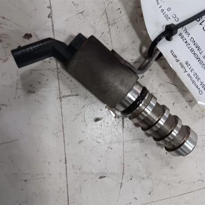 Válvula de control de aceite de distribución variable Buick Encore culata solenoide 1,4 L 2018 Foto 1 de 4