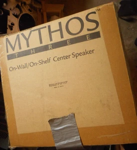 DEFINITIVE TECHNOLOGY MYTHOS THREE CENTER SPEAKER W/ORIG.BOX/BRACKET - Picture 1 of 12