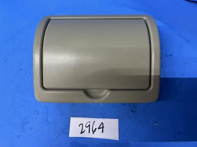 Infiniti G35 2004 asiento trasero soporte cubo, OEM beige Foto 1 de 4