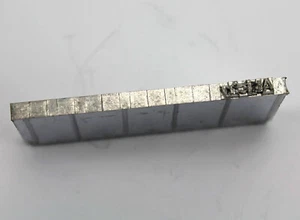 ATTICHY - PLAQUE IMPRESSION / TAMPON IMPRIMERIE EN INOX - VILLE FRANCE 5x2,5cm - Picture 1 of 2