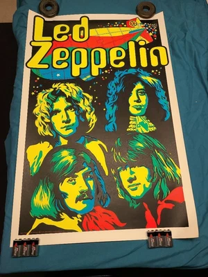 RARO PÓSTER LED ZEPPELIN 1970 LUZ NEGRA - 23" X 35,5" PÓSTER SAN FRANCISCO EXCELENTE Foto 1 de 4
