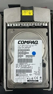 Compaq Proliant 9GB SCSI 10K HOT SWAP HARD DRIVE W TRAY F 1850R DL380 G2 G3 - Picture 1 of 5
