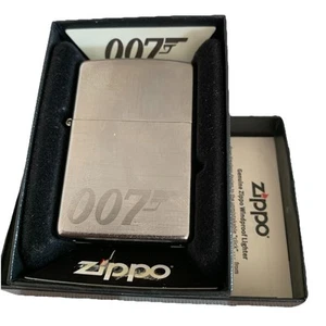 ZIPPO LIGHTER - 2018 James Bond 007 "Linen Weave" BOXED & UNFIRED Lot703 - Picture 1 of 6