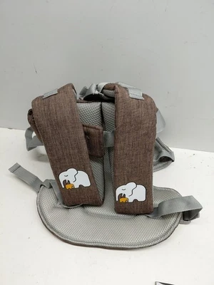 Открытая коробка | Коричневая детская переноска Stokke MyCarrier сзади - Изображение 1 из 3