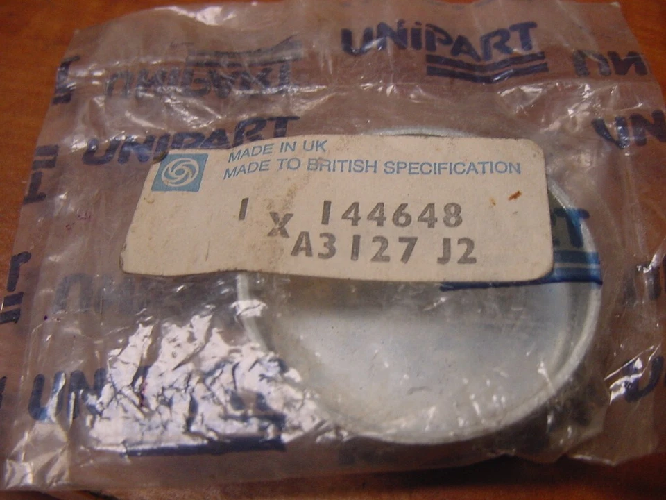 NOS 核心插头桶类型 1 5/8 英寸 Triumph Stag TR4A TR250 TR6 TR7 Vitesse Herald — 第 1/3 张图片