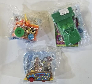 Yogi Bear WENDY'S Set of 3 New in Pack Toys - Picture 1 of 1