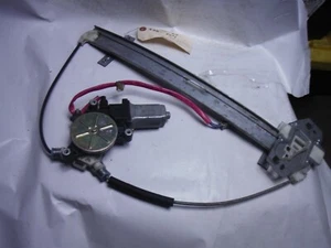 2002 HONDA CIVIC PASSENGER RIGHT FRONT WINDOW REGULATOR MOTOR OEM 2001-2005 - Picture 1 of 8