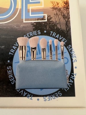 bh escapade 6 PIECE MINI FACE & EYE BRUSH SET WITH BAG SET DE 6 MINI PINCEAUX - Bild 1 von 3