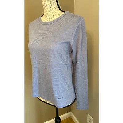 Blusa base térmica média feminina Patagonia MED listrada roxa branca - Imagem 1 de 4