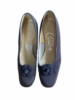 Vintage Caressa By Taicher Shoes Heels Brown Floral Kitten 6 M Round Toe - Image 1 of 4