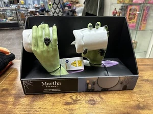 Nuevo Aplique de Pared Martha Stewart Bruja 2 Manos LED Decoración Vela Halloween Espeluznante - Imagen 1 de 6