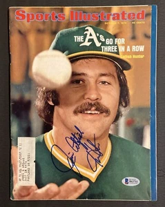 HOF Jim Catfish Hunter Signed Oct 7 1974 Sports Illustrated Certified BAS B63711 - Picture 1 of 7
