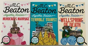 MC Beaton: Agatha Raisin Paperback Books x3 NEW - Picture 1 of 2