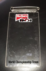 Portaboletos de equipo de carreras vintage del Campeonato Mundial Marlboro década de 1980 - Imagen 1 de 2