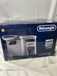 DeLonghi Livenza D44528DZ, Dual Zone Digital 4.5L Stainless Steel Deep Fryer - Picture 1 of 6