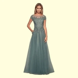 La Femme Slate Blue Shimmer Embroidered Cap Sleeve Tulle A-Line Gown Sz 18 $575 - Picture 1 of 2