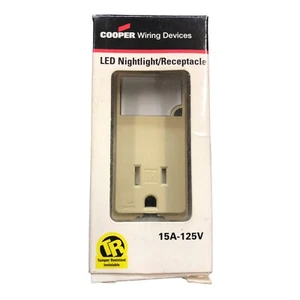Box Nightlight/Recpt Ivry,No TR7735V-BOX, Cooper Wiring Devices Inc - Picture 1 of 6