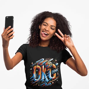 OKC Basketball Grafik Unisex T-Shirt, Freizeitshirt, Fanbekleidung, Thunder Gear,  - Bild 1 von 17
