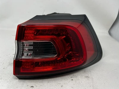 2014 2015 2016 2017 2018 Jeep Cherokee Right Passenger Side Taillight 68102906AF - Image 1 of 4